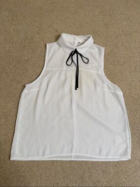 Women's White Sleeveless Tie-Neck Blouse